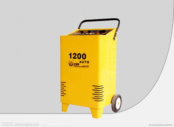 LD-1200启动充电器